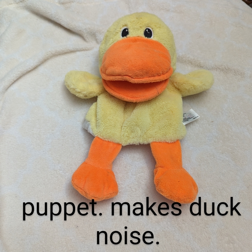 Puppet. Spark Create Imagine Duck puppet. Quacking sound in beak.